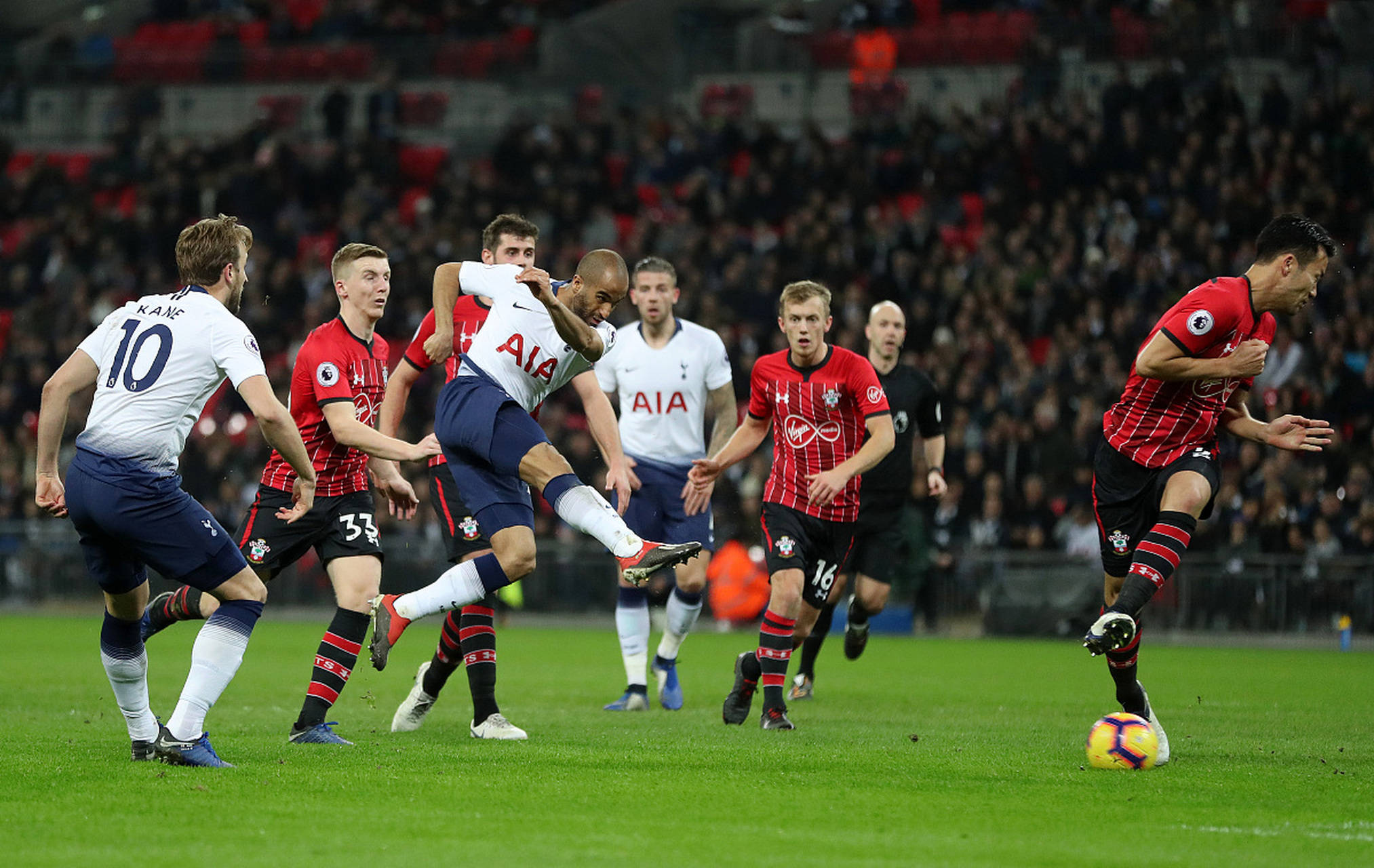 百万美元 百万美元